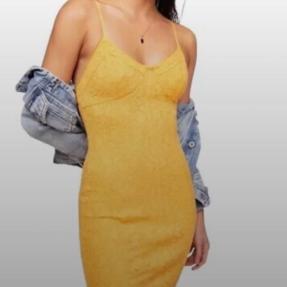 🎉NWT🎉 FP Intimately Yours Light Me Up Slip Sz Small